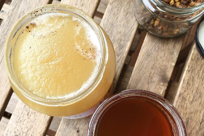 Maska i odżywka do włosów z miodu